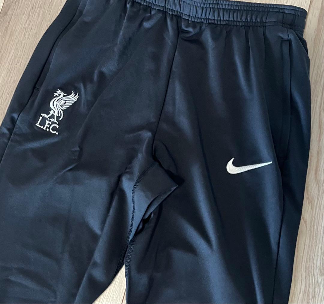 NIKE リバプール　トラックパンツ　トレーニングパンツ　サッカー　ジャージ