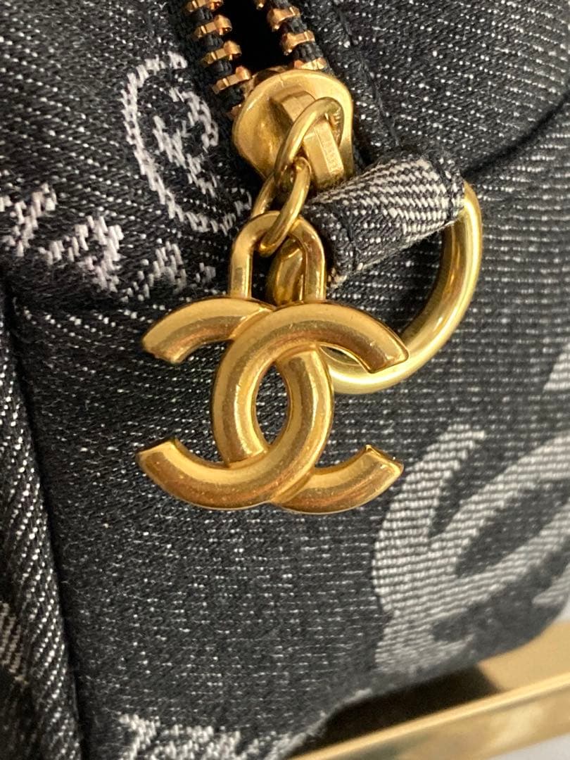 CHANEL ノベルティ デニム ショルダーバッグ ブラック