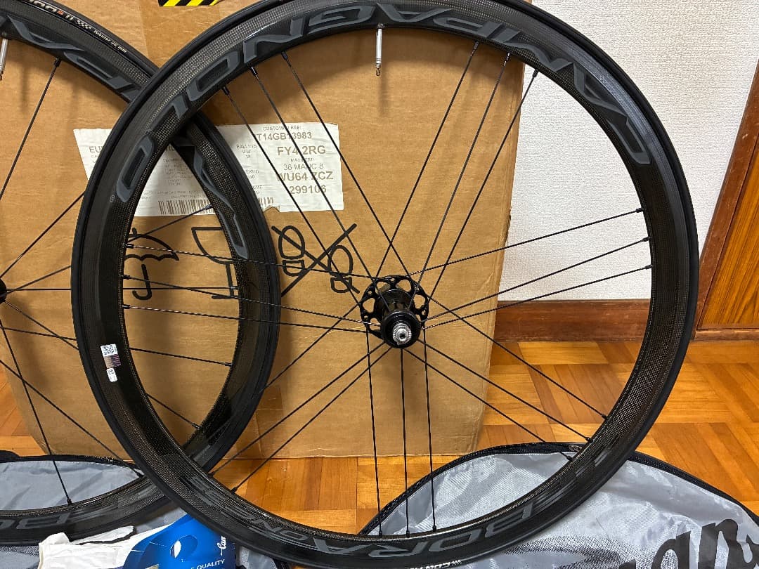 カンパ　Bora One 35 TU SH11s ダークラベル　リア訳あり中古