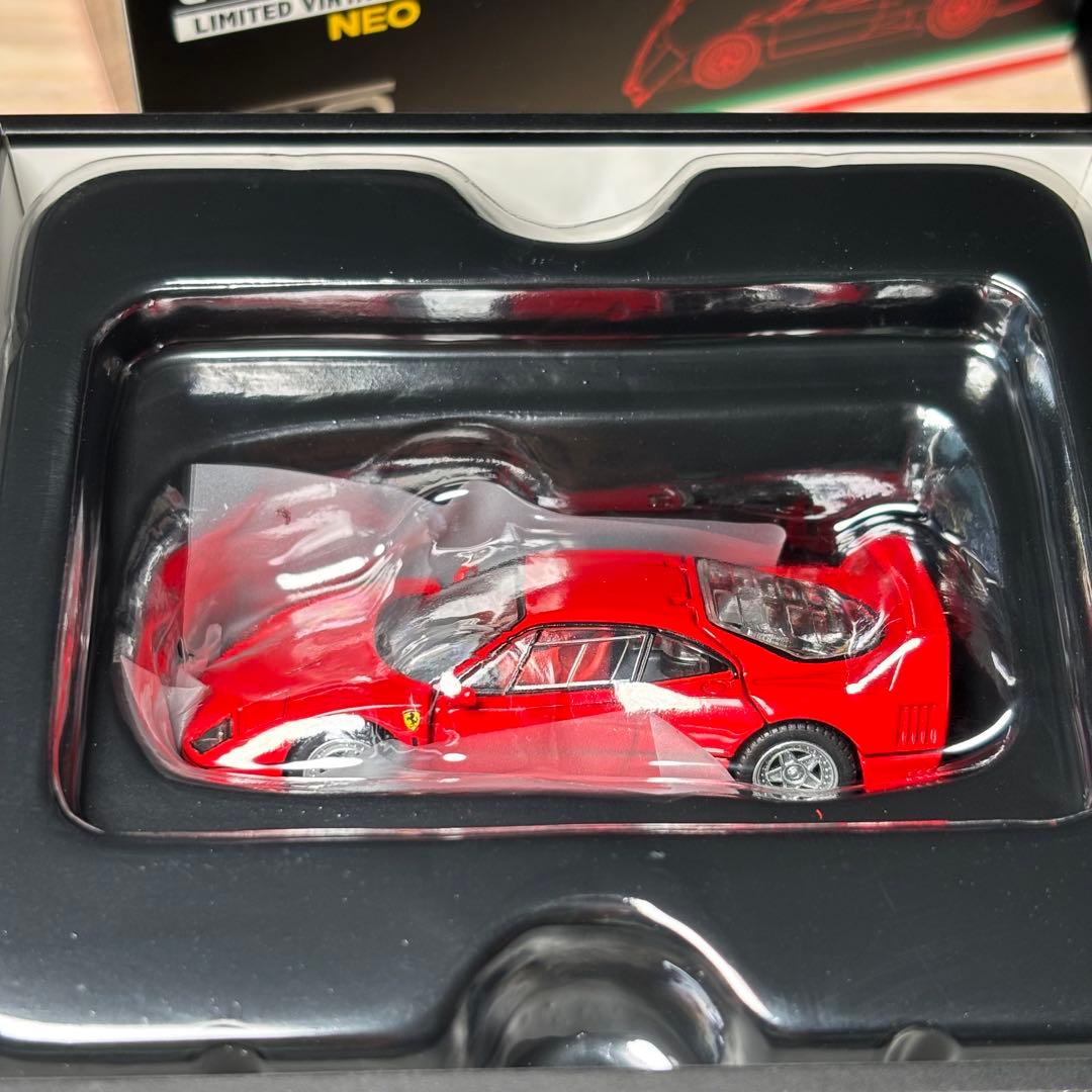 【TLV】1/64 1989フェラーリ F40（レッド／フロント＆リア開閉）