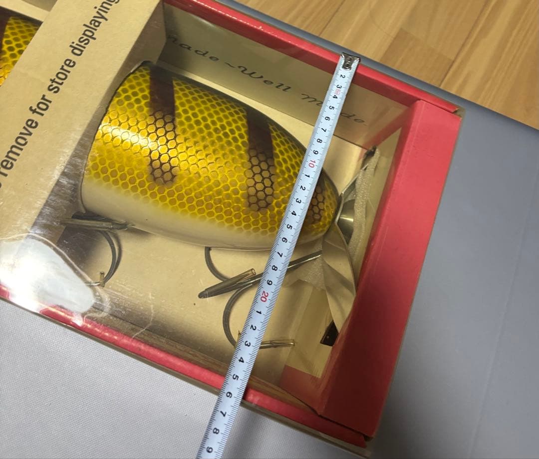 Heddon Giant Lure イエロー・ブラックストライプ