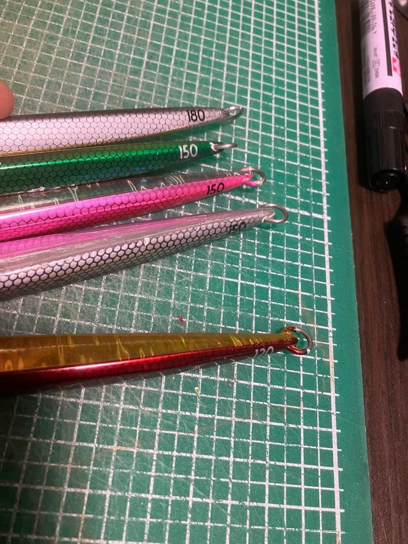 バンブルズジグ　セミロング　180g . 150g 3個、　120g