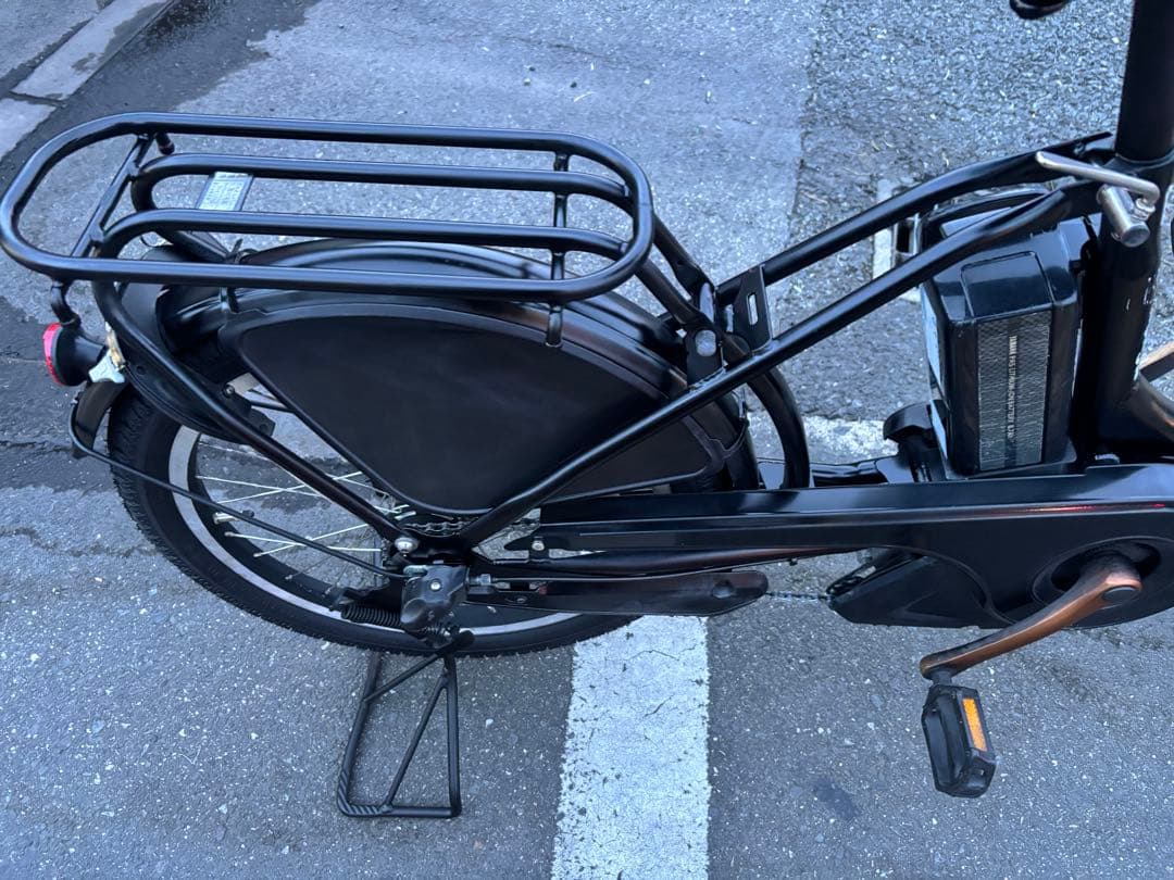 中古20㌅YAMAHA電動アシスト自転車　8.7Ah 大阪　099