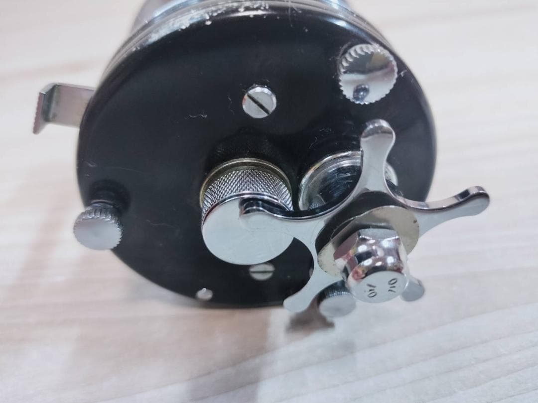 ☆ジャンク　ハンドルなし　ABU GARCIA アブ アンバサダー 5500C