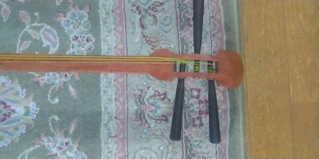 三味線 中棹 皮破れなし ハードケース付き