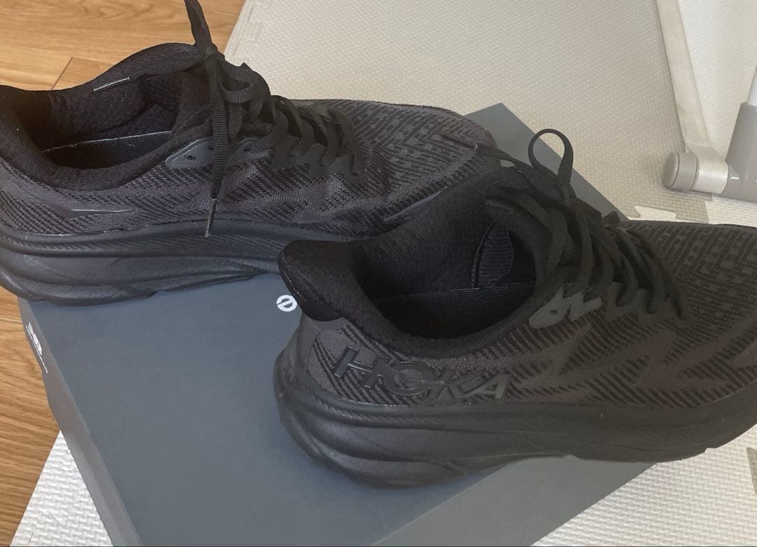 HOKA ホカオネオネ クリフトン9 26.5