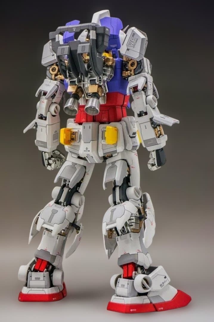 １８時まで早い者勝ち　新品未組み立て　RX-78-2 1/60 PG カスタム