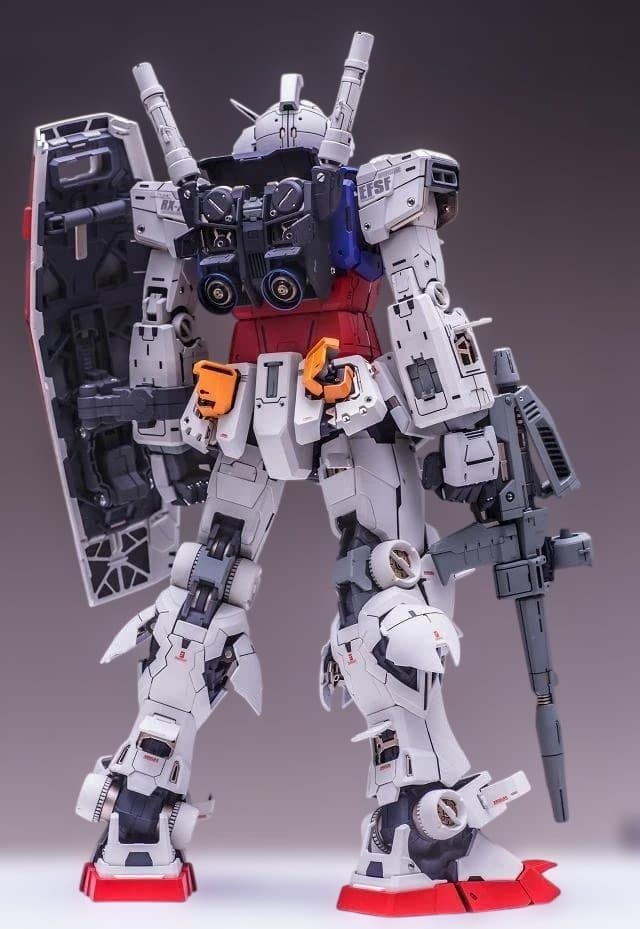 １８時まで早い者勝ち　新品未組み立て　RX-78-2 1/60 PG カスタム