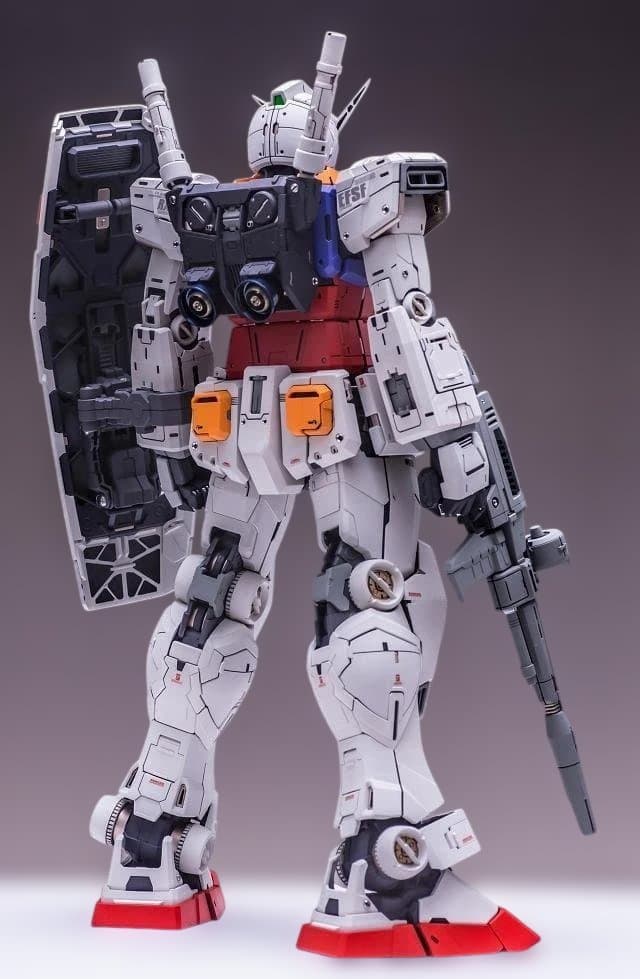 １８時まで早い者勝ち　新品未組み立て　RX-78-2 1/60 PG カスタム