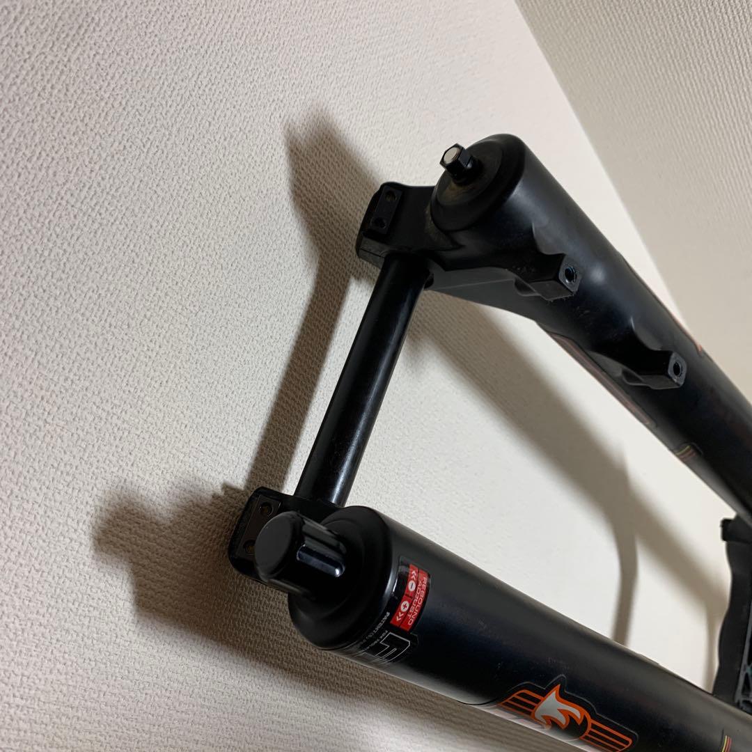 FOX 40 27.5 DH KASHIMA COAT ダウンヒルサスペンション