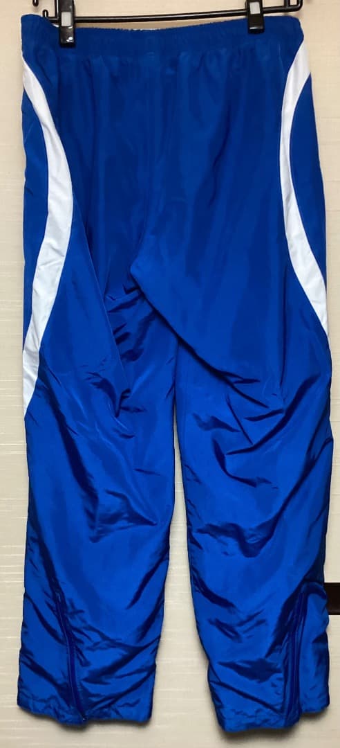 近畿大学ラグビー部　上L下XL ヤッケ上下　青　中古美品　アンダーアーマー　防寒
