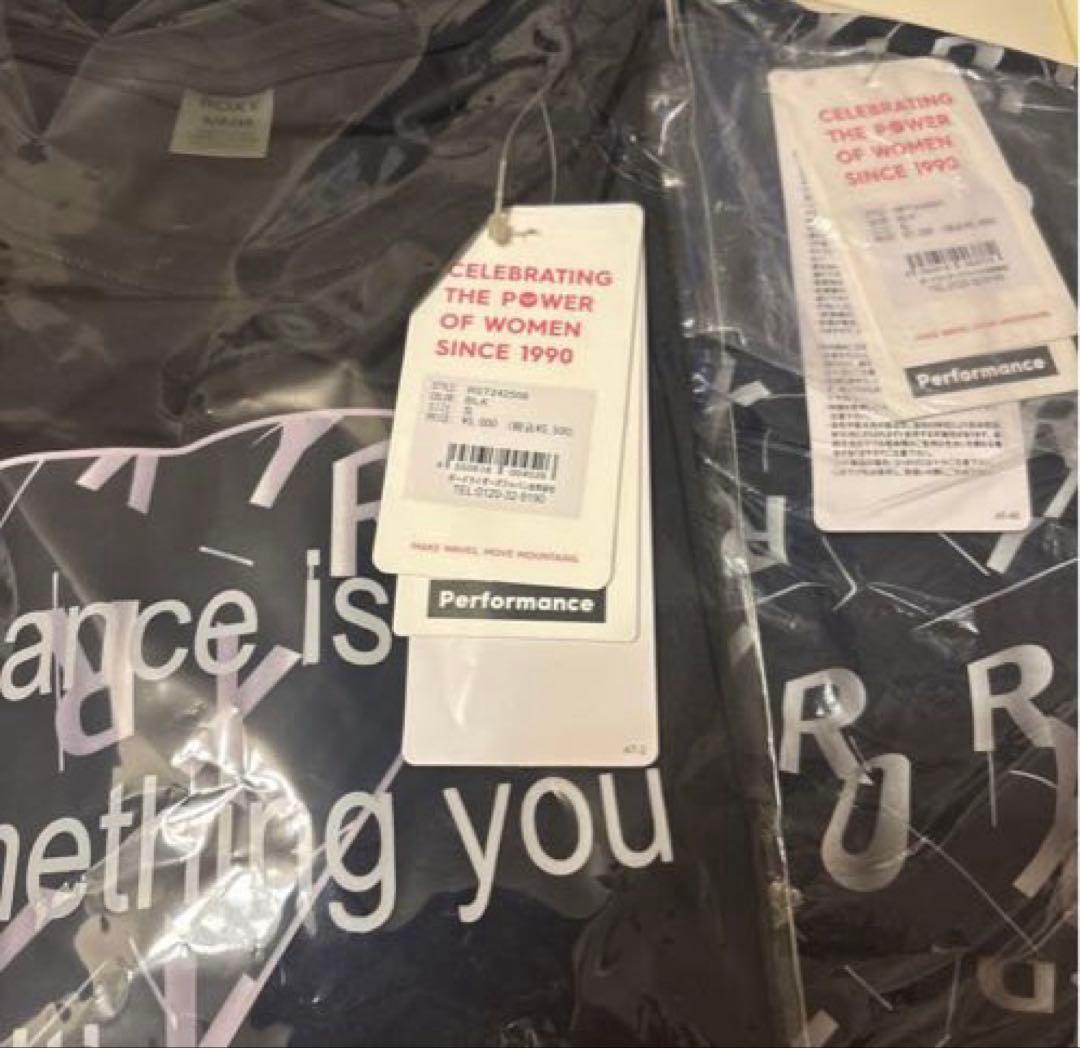 新品未使用　ロキシー　フィットネス上下セット‼️