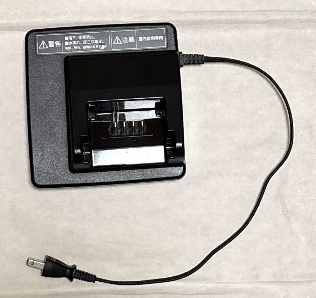 Panasonic電動自転車用充電器 NKJ074Z パナソニック