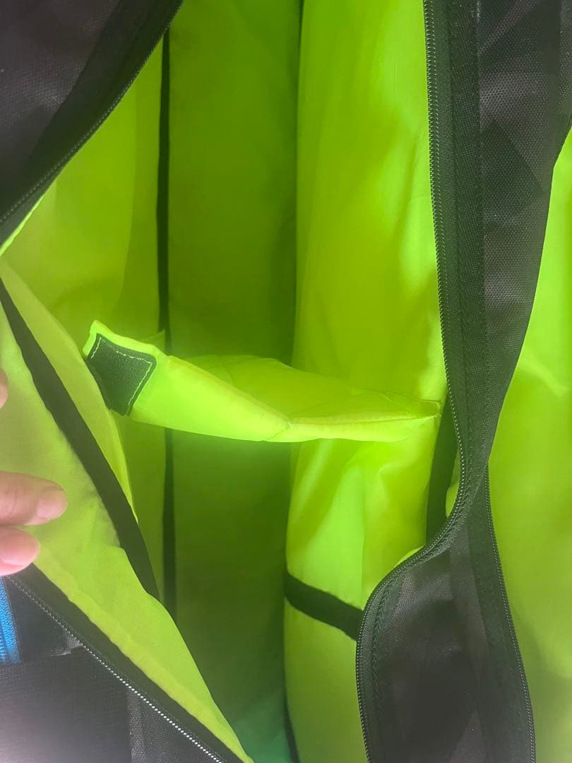 YONEX バドミントンラケット2本とアクセサリー