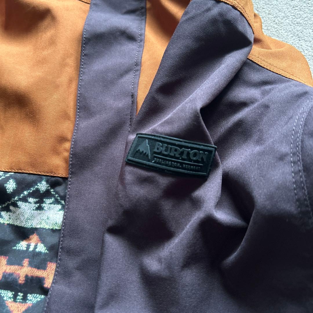 Burtonスノボーウェア上下
