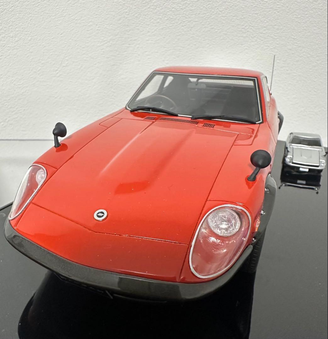 京商Nissan Fairlady 240Z ミニカー 1/18 レッド