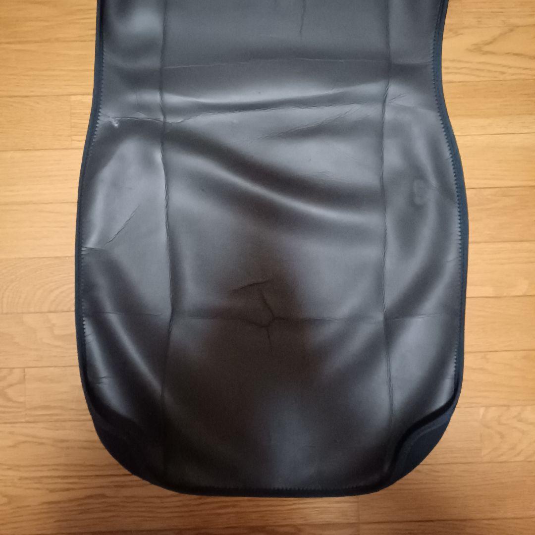 RASH WETSUITS　ラッシュウェットスーツ　カーシートカバー　2枚セット