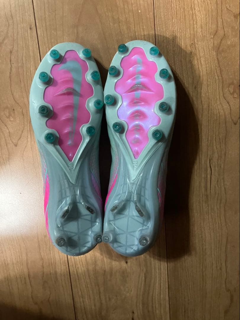 ナイキ　マーキュリアル　ヴェイパー　16 サッカーシューズ nike