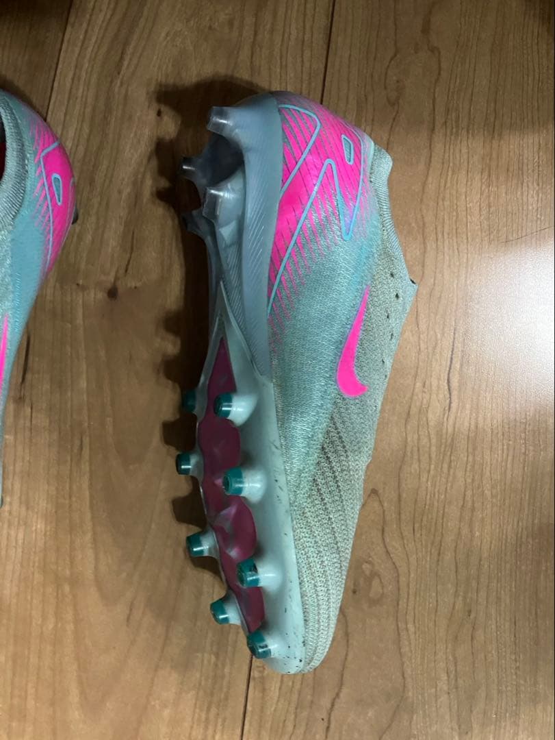 ナイキ　マーキュリアル　ヴェイパー　16 サッカーシューズ nike