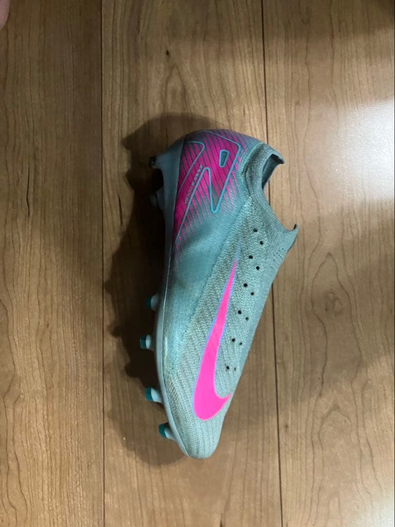 ナイキ　マーキュリアル　ヴェイパー　16 サッカーシューズ nike
