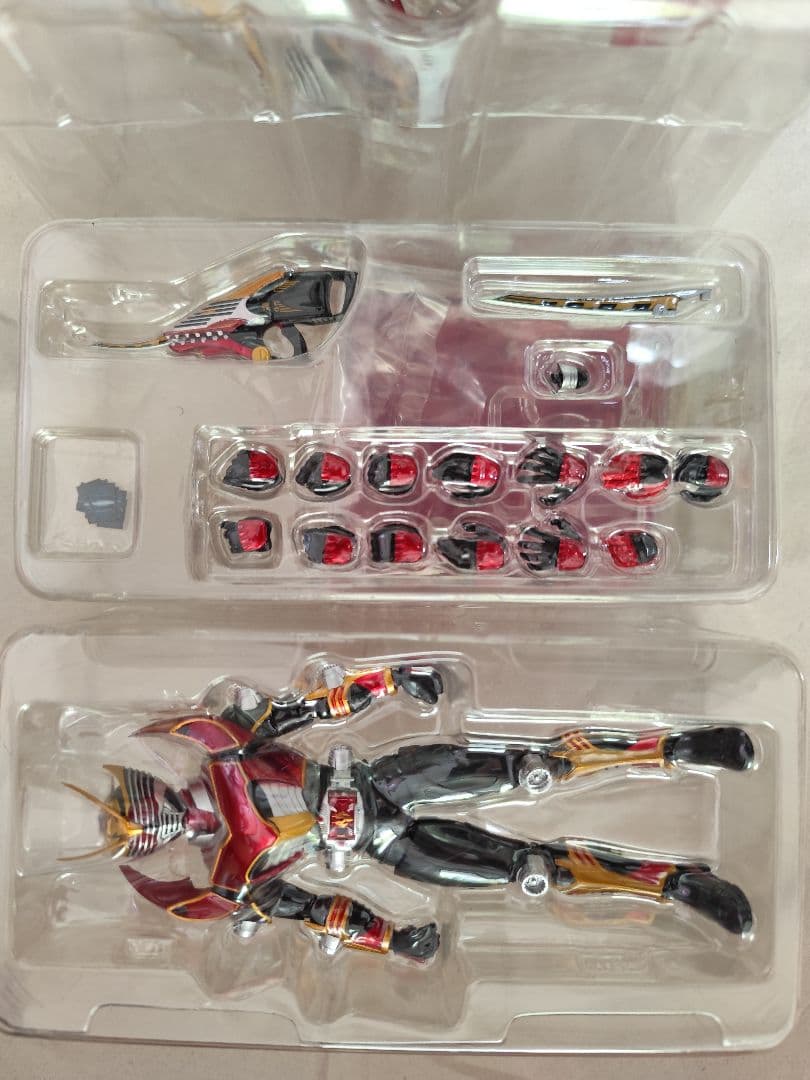 キャラクター MASKED RIDER RYUKI SURVIVE & DRAGRANZER