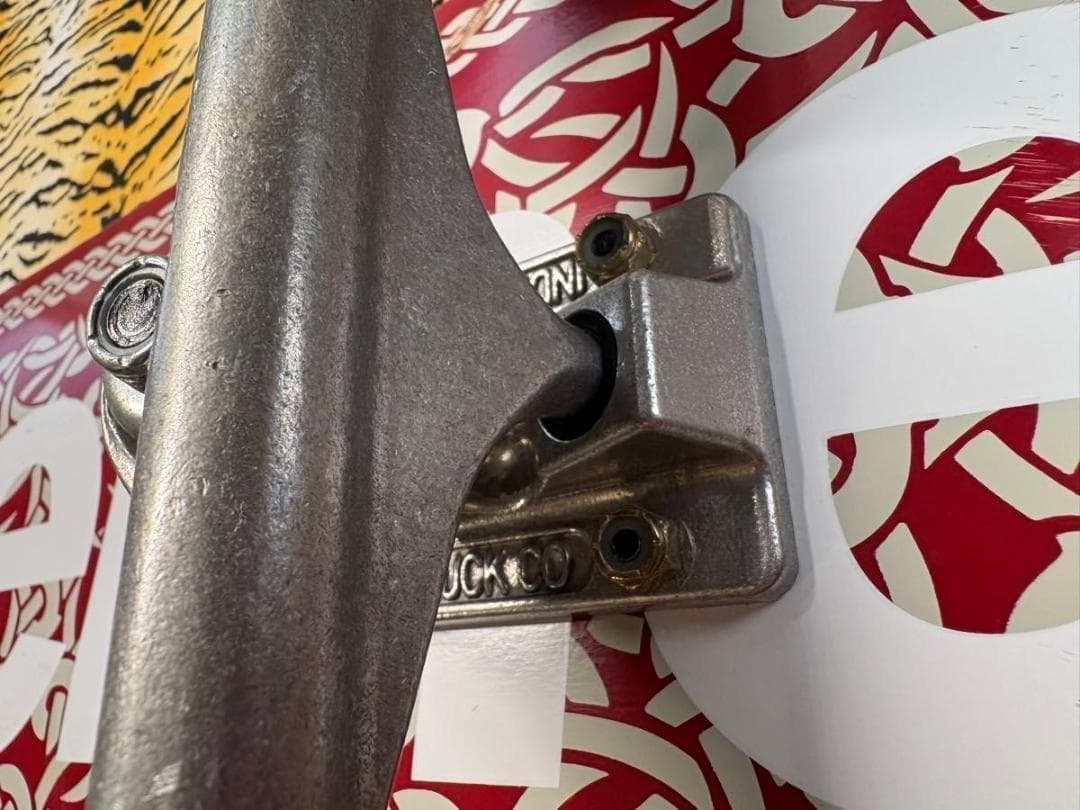 最終値下げ すぐ滑れます　Supreme コンプリートセット