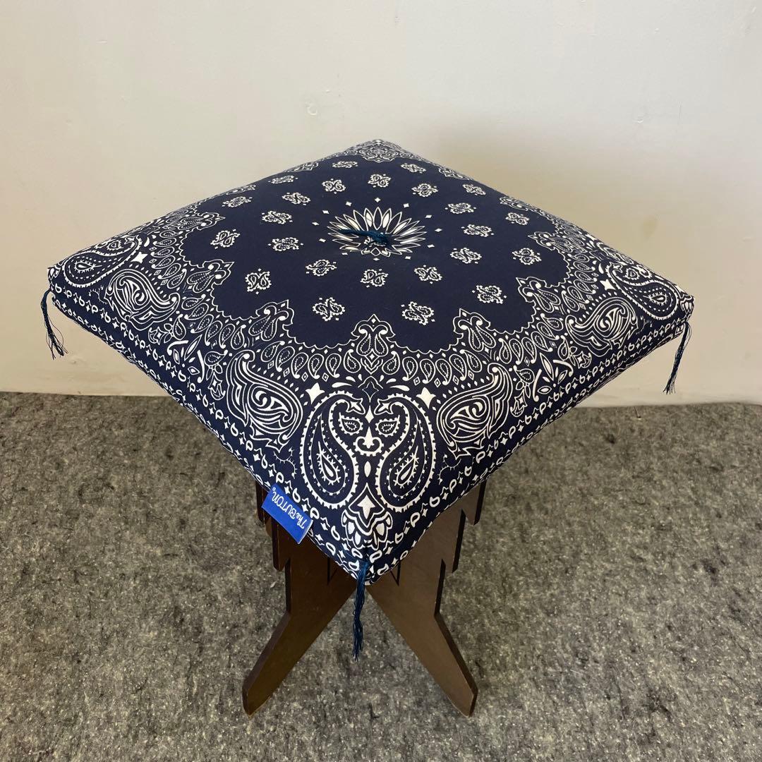 TheBUTON/HAVE A HANK BANDANA/NAVY/座布団