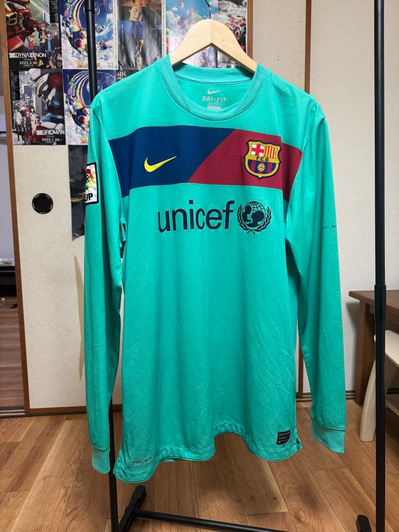 正規品ナイキ　FCバルセロナ2010/2011長袖シャツ L