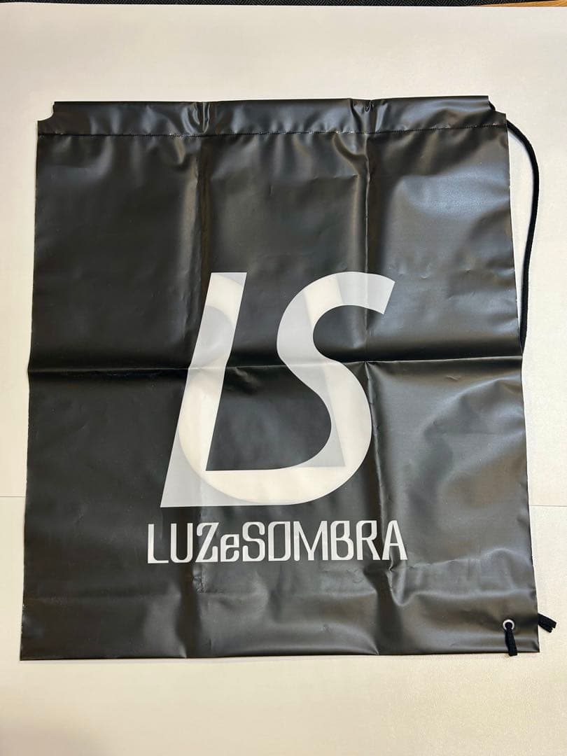 新品未使用 LUZ e SOMBRA ジャケット XL カーキ フード付き