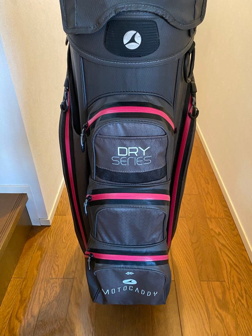 Motocaddy Dry Series Cartbag (21)グレー/ピンク