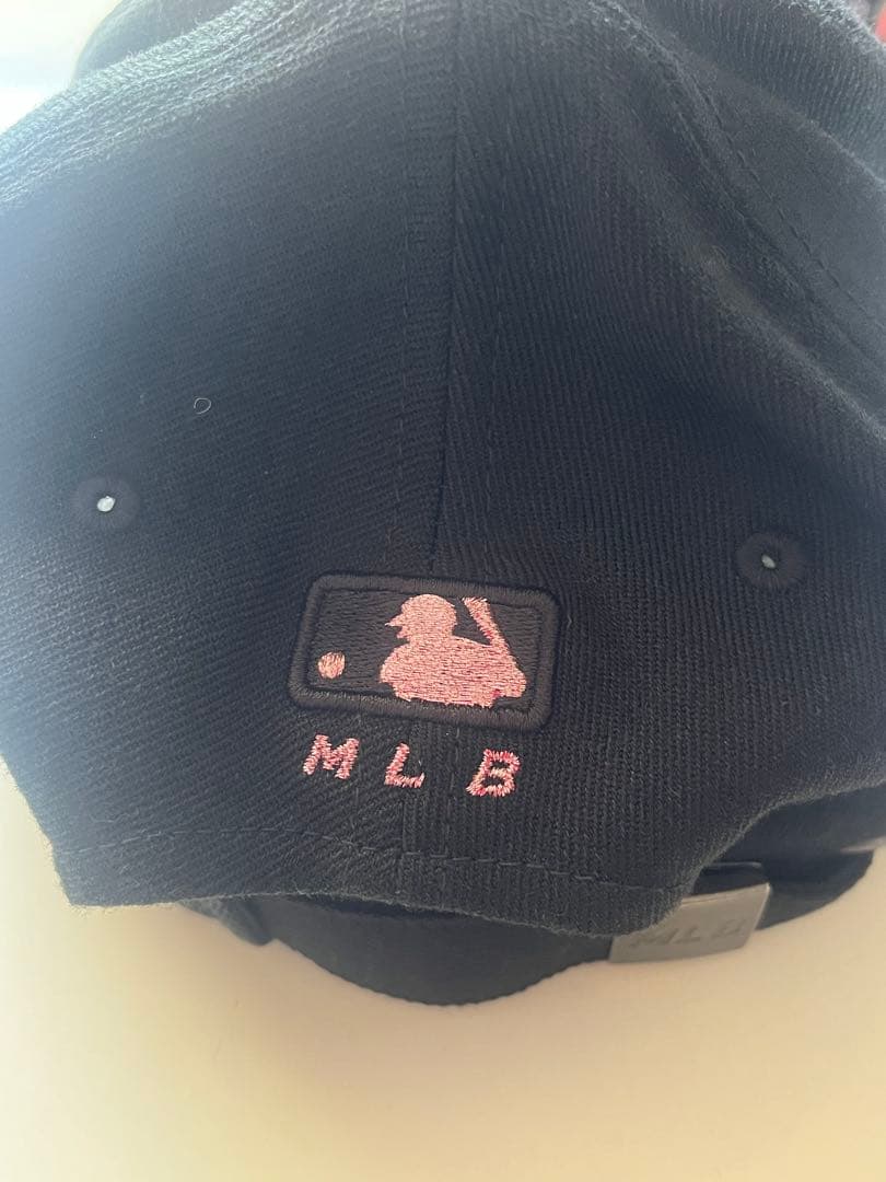 MLB　KOREA-ダイヤモンド-ボールCAP【ブラックピンク⠀】