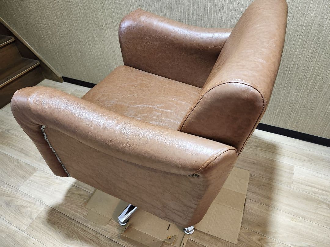 値下げ　ビューティーガレージ　スタイリングチェア　BREEZE