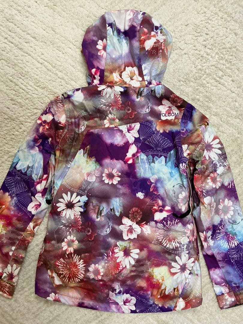 【極美品・試着のみ】✨VOLCOM　スノーボードウェア　花柄　レディース　S