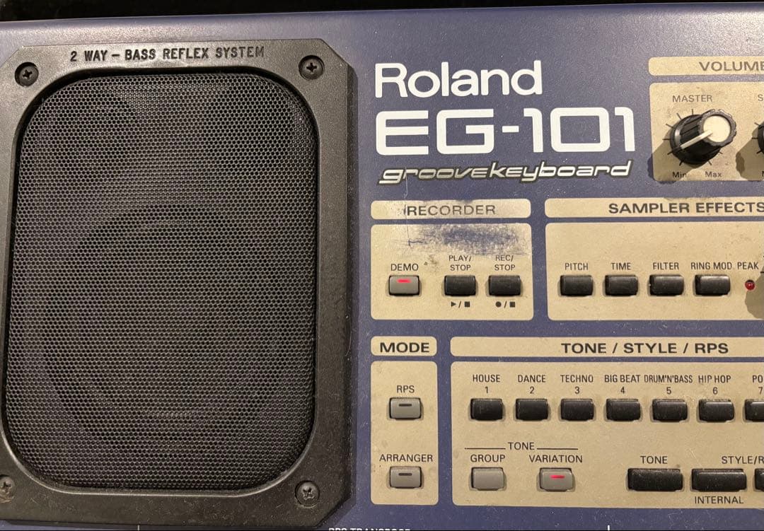 Roland EG-101 グルーブキーボード　【ハードケース付】