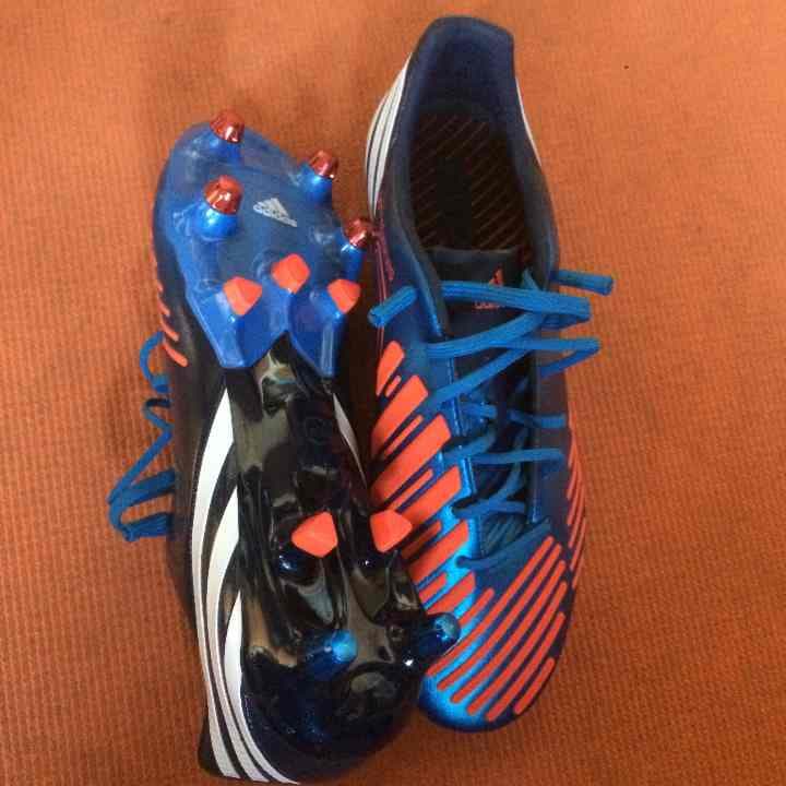 サッカーボール adidas lethalzones