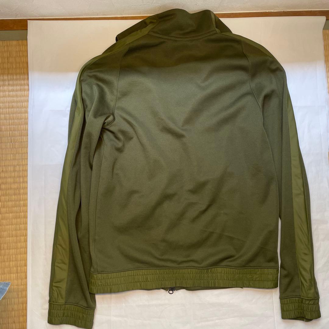 美品 NIKE FOOTBALL CLUB デザイン　パーカー