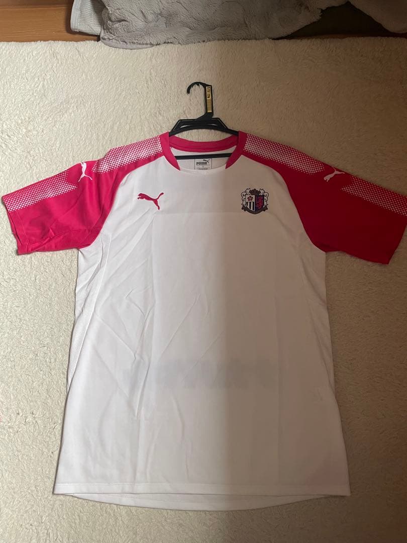プーマ　セレッソ大阪　トレーニングシャツ　XL 未使用