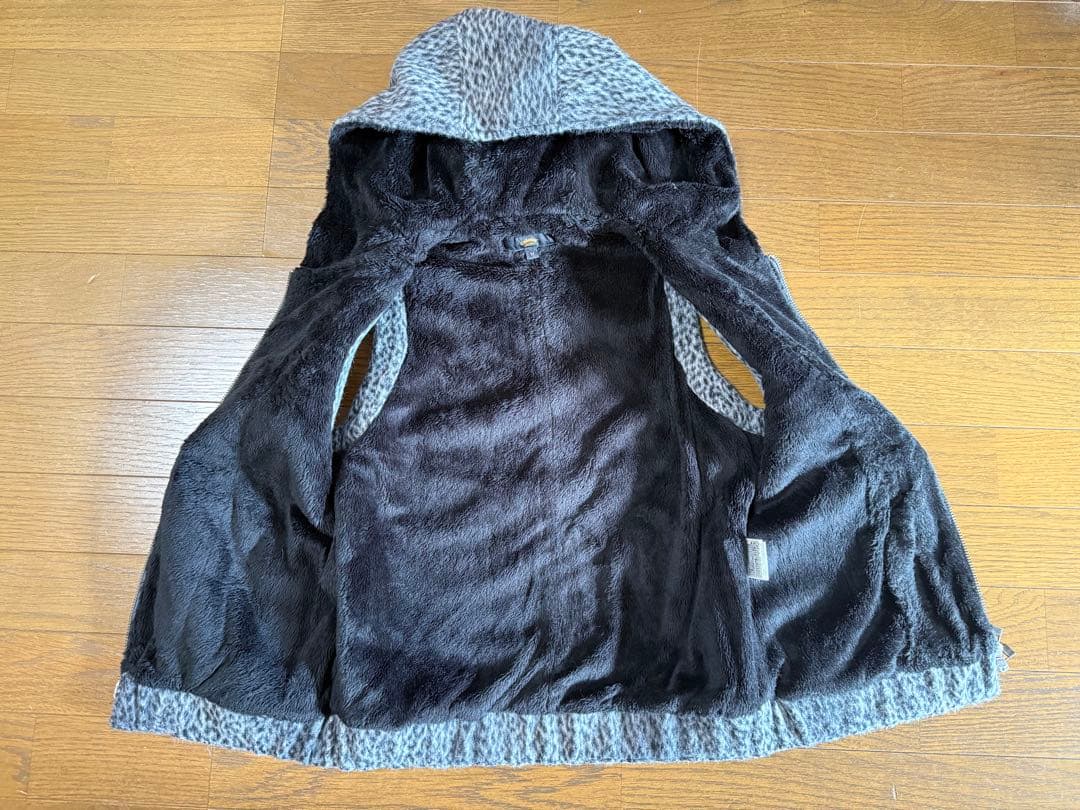 【美品】Callawayフード付きグレー系ベスト(Mサイズ)