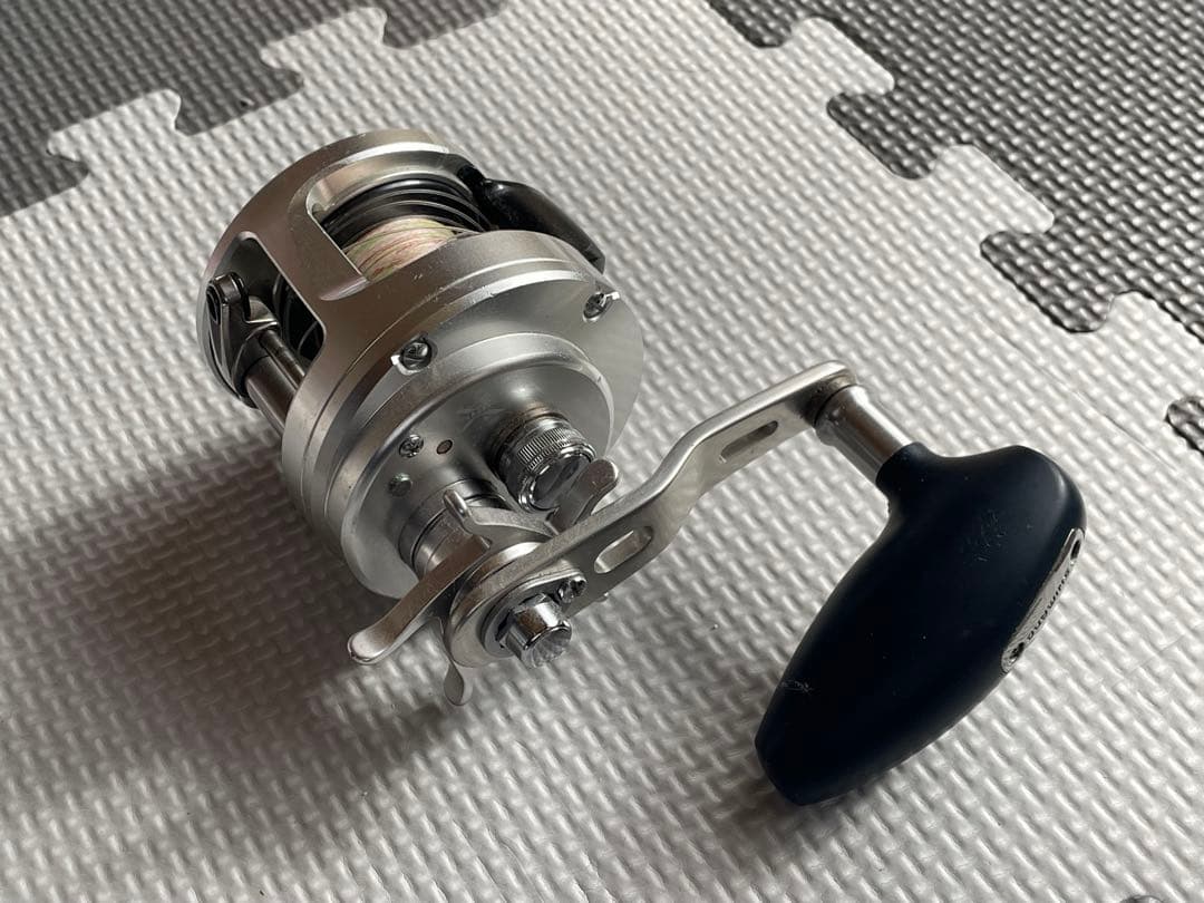 SHIMANO OCEA CALCUTTA 300HG オシアカルカッタ　左まき
