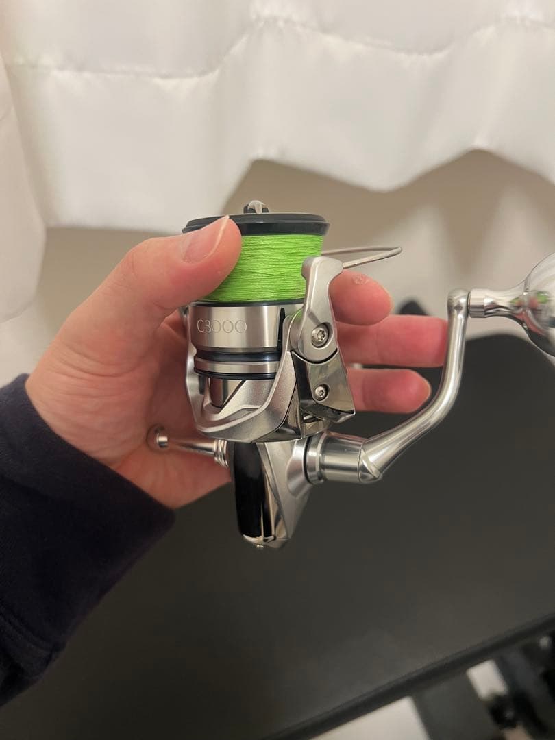 SHIMANO STRADIC C3000 スピニングリール