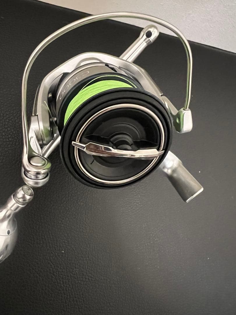 SHIMANO STRADIC C3000 スピニングリール