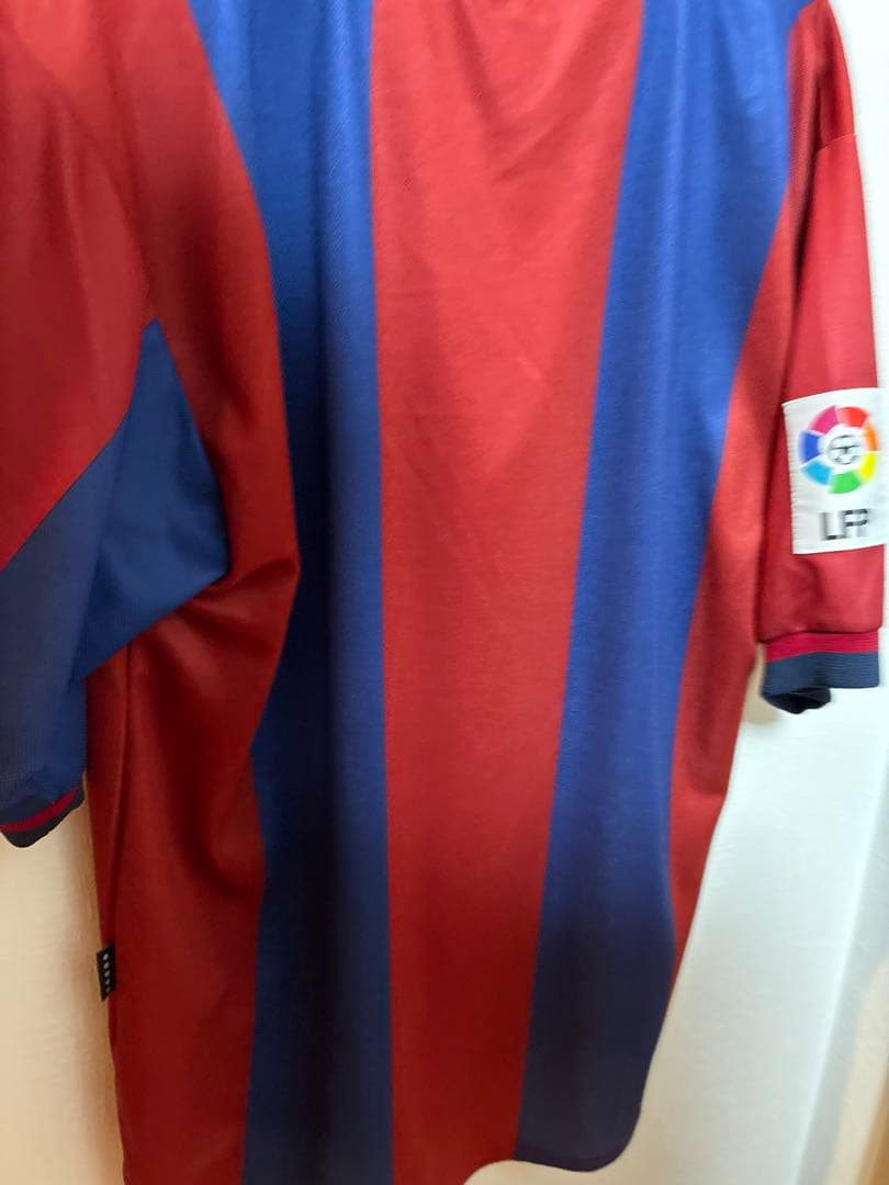 FC Barcelona シャツ Mサイズ 赤 青