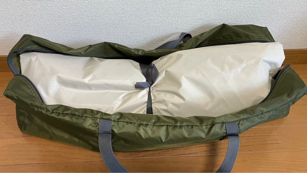 未使用　Coleman Hexa Tarp MDX (オリーブ／サンド)