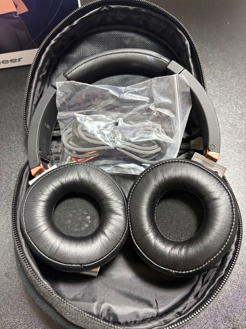 やがて君になる　ONKYO Pioneer SE-MHR5 コラボ　ヘッドホン