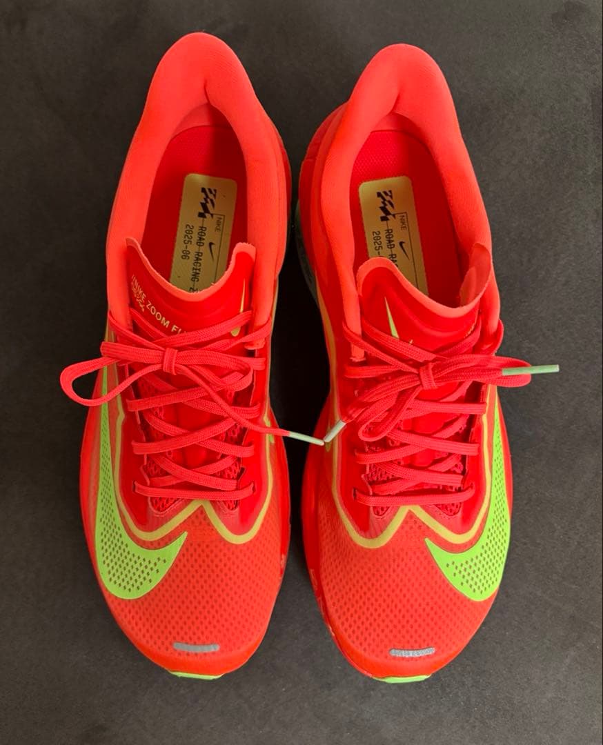 【未使用】NIKE ズームフライ6 28cm