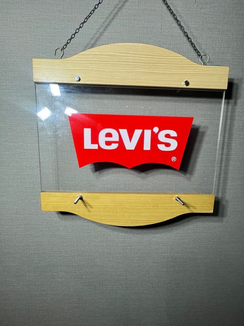 Levi's アクリルサインプレート