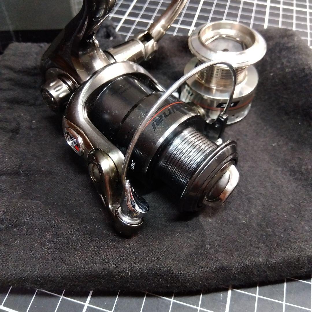 SHIMANO NASCI 2500 スピニングリール（アブのリール付き）