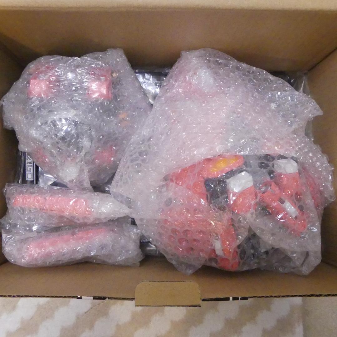 【超希少品】機甲の城　1/100 パーフェクトジオング風プラモデル RED限定版
