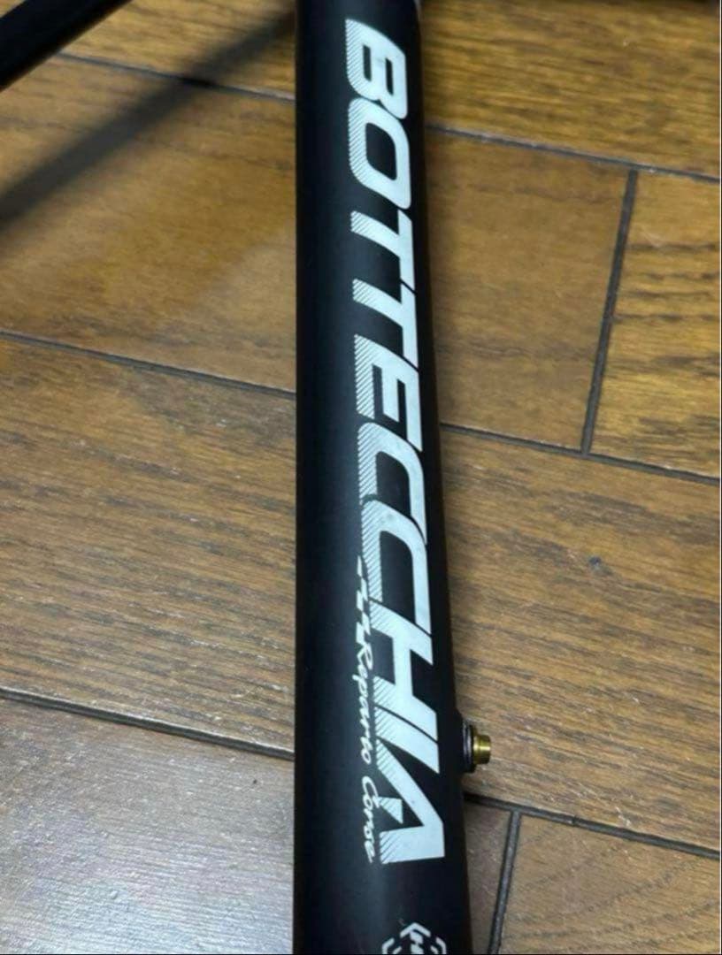 送料込み ボッテキア カーボンフレーム ロードバイク Deda シートポスト