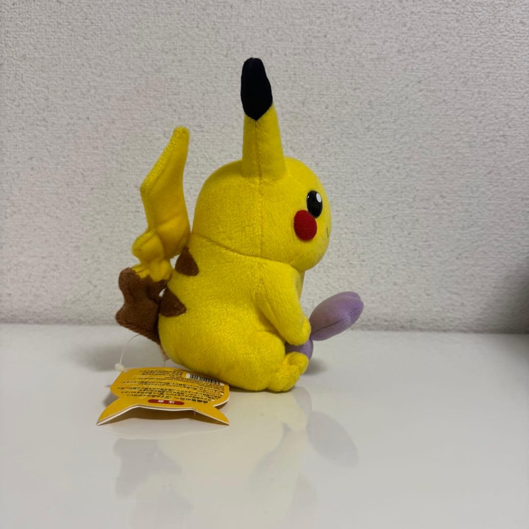 ポケモンセンター マンスリーピカチュウ 2002年1月ぬいぐるみ
